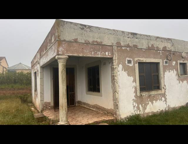 5 BEDROOM FREESTANDING FOR SALE IN EMASWAZINI